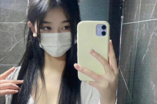 曝18岁小马云恋爱！染红发绿毛一副社会人与女网红甜蜜互动