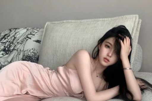 网红版闫学晶！600万粉博主阿爆翻车发哭照卖惨被网友怼到破防